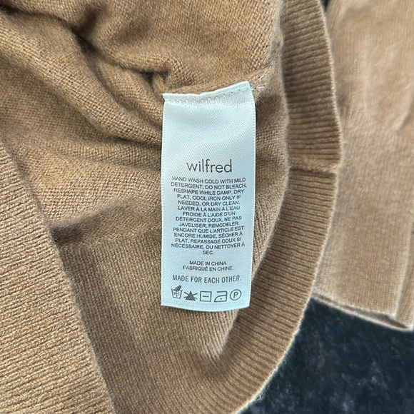 Aritzia Wilfred Liteluxe 💯% Cashmere Turtleneck Sweater Tan XS - Picture 3 of 7